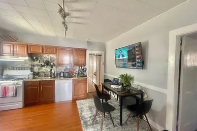 20 Matchett St #1