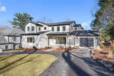 19 Laurel Hill Ln