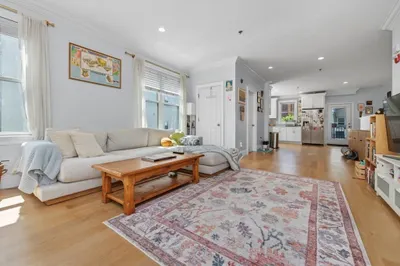 17 Roseclair St #2