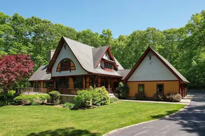 3 Brendan Dr