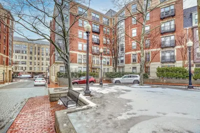 2 Rollins St #D603