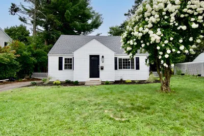 4 Berger Rd