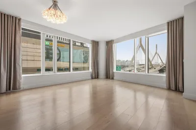 100 Lovejoy Wharf #5D
