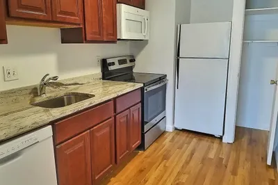 1039 Commonwealth Ave #21