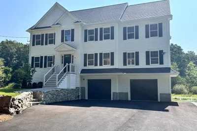58 Dudley Rd 1