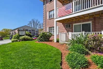 5 Kenmar Drive #1 1