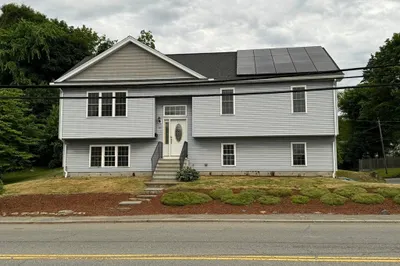 261 Massasoit Rd