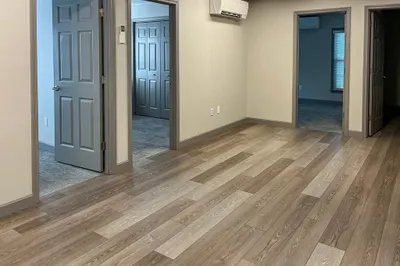 6 W Mill St #3