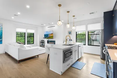 12 Bowdoin Ave #4 1
