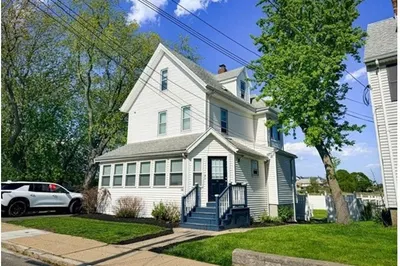66 Sunnyside Ave 1
