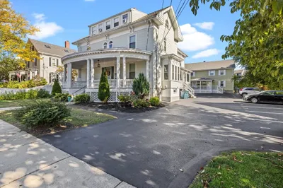 48 Warren Avenue #3 1