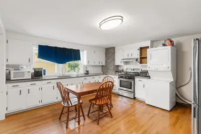 57 Newbury St #2 1