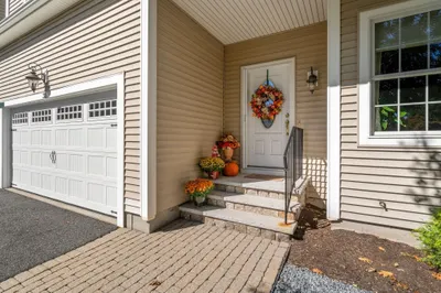 32 Cassandra Ave #32 1