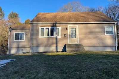 14 Brookside Drive 1