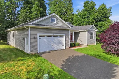 2 Dogwood Dr 1