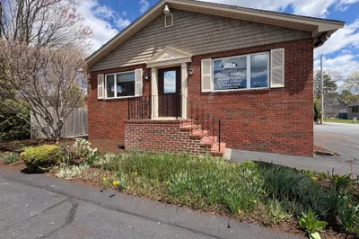 4436 Acushnet Ave 1