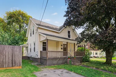 37 Elm St 1
