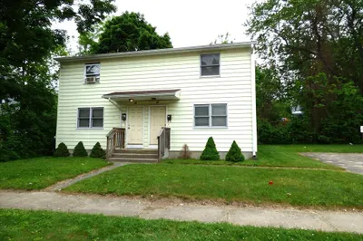 26-28 Daniel St 1
