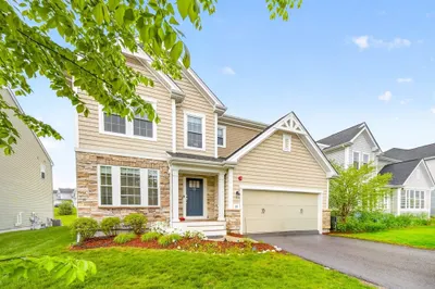 24 Cherry Ln #24 1