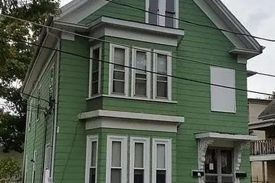 12 Kensington Pl #2