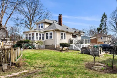 109 Linden Road 1