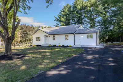 308 Laurel St 1