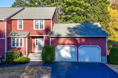 221 Laurelwood Dr #221 1