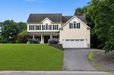 670 Hickory Rd 1