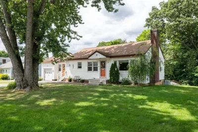18 Cleghorn Lane