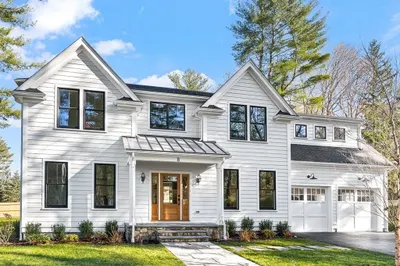 8 Oakdale Ave 1