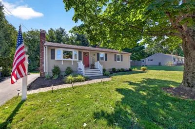67 Nicholas Rd 1