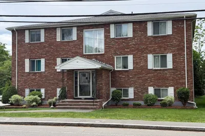 62 Purchase St #C3