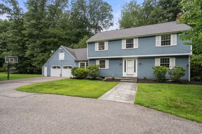 44 Ivy Lane 1