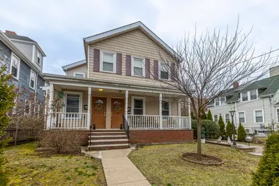 33 Raymond St 1