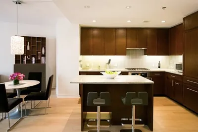 580 Washington #4E