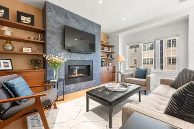 21 Crowninshield Rd #21 1