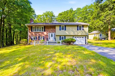 198 Hollis Rd 1