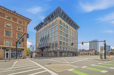 360 Newbury St #508 1