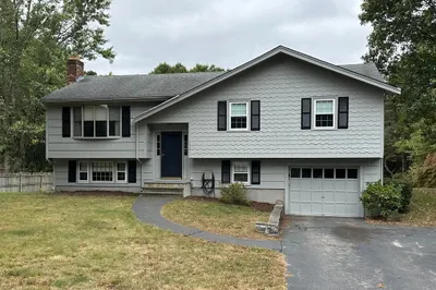 132 Franklin St 1