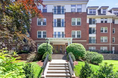 300 Allston St #315