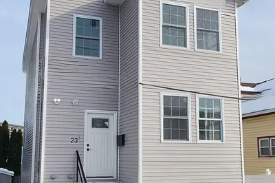 23 Avon St 1