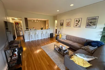 42 West Newton St #424 1