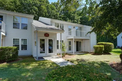 20 Walden Drive #15 1
