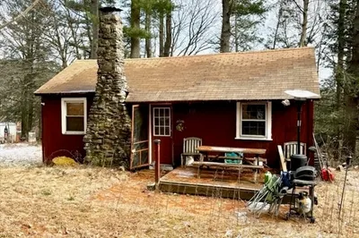 137 Rainbow Rd