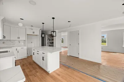 49 Thompson St 1