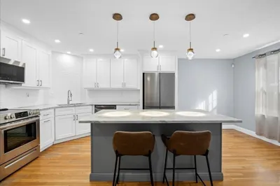67 N Quinsigamond Ave #23 1