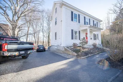 6 Edgehill Road