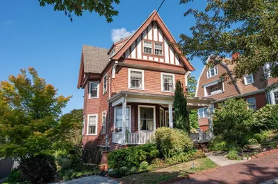 20 Hillside Ave 1