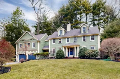 74 Hillcrest Parkway 1