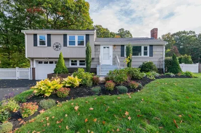 73 Laura Ln 1